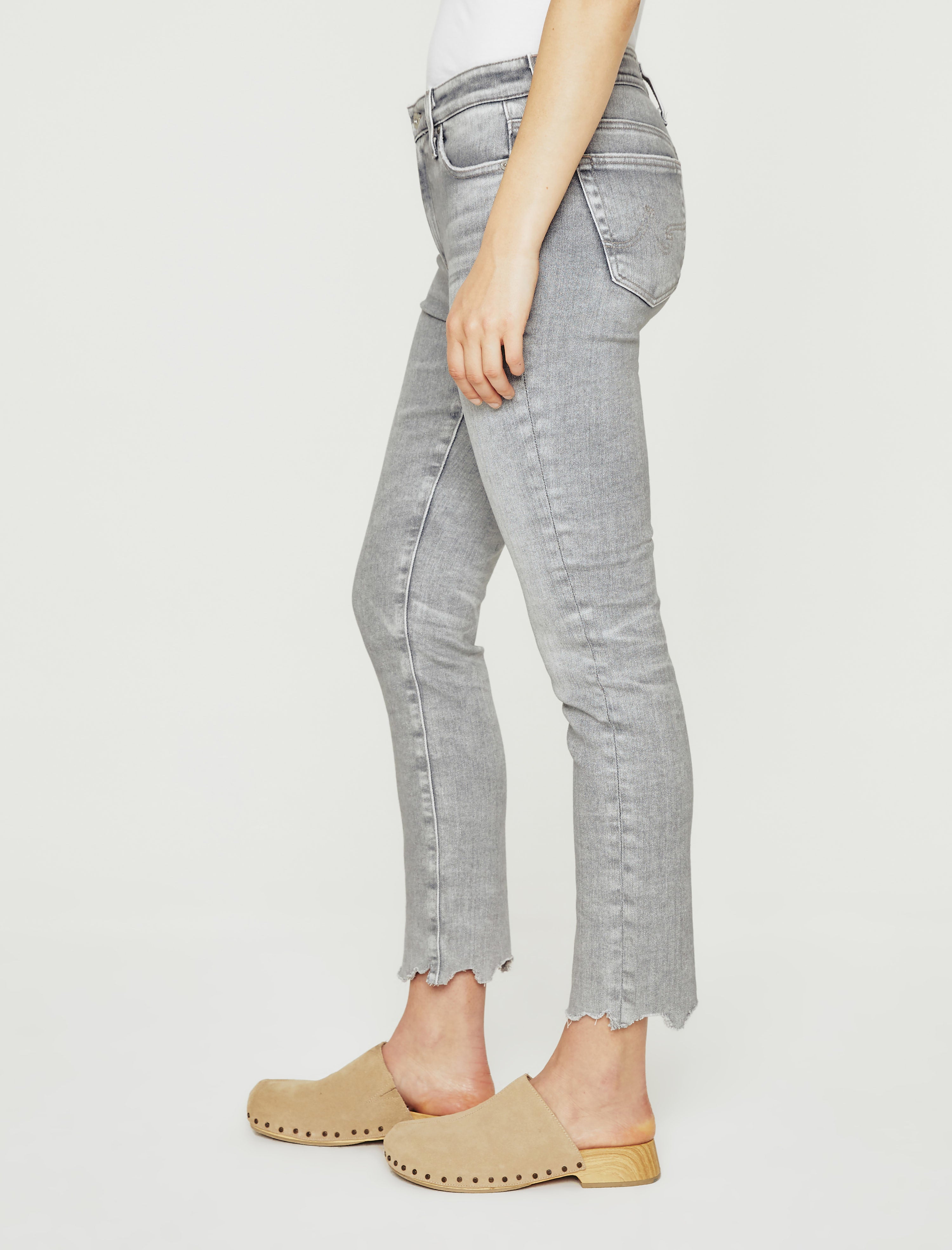 Womens Mari Crop Vapor Wash Vp 22 Years Cast Shadow at AG Jeans