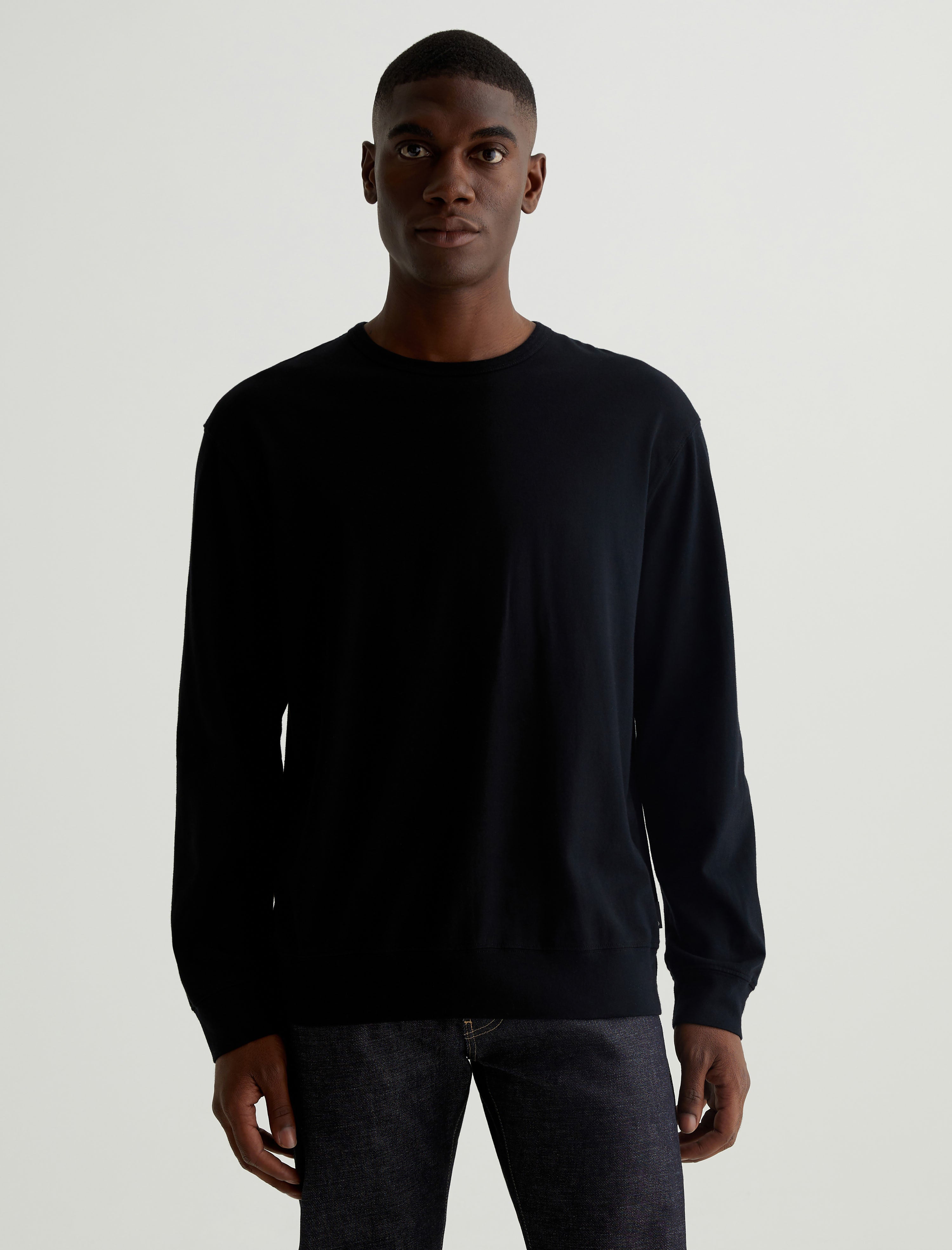 Wesley Pullover