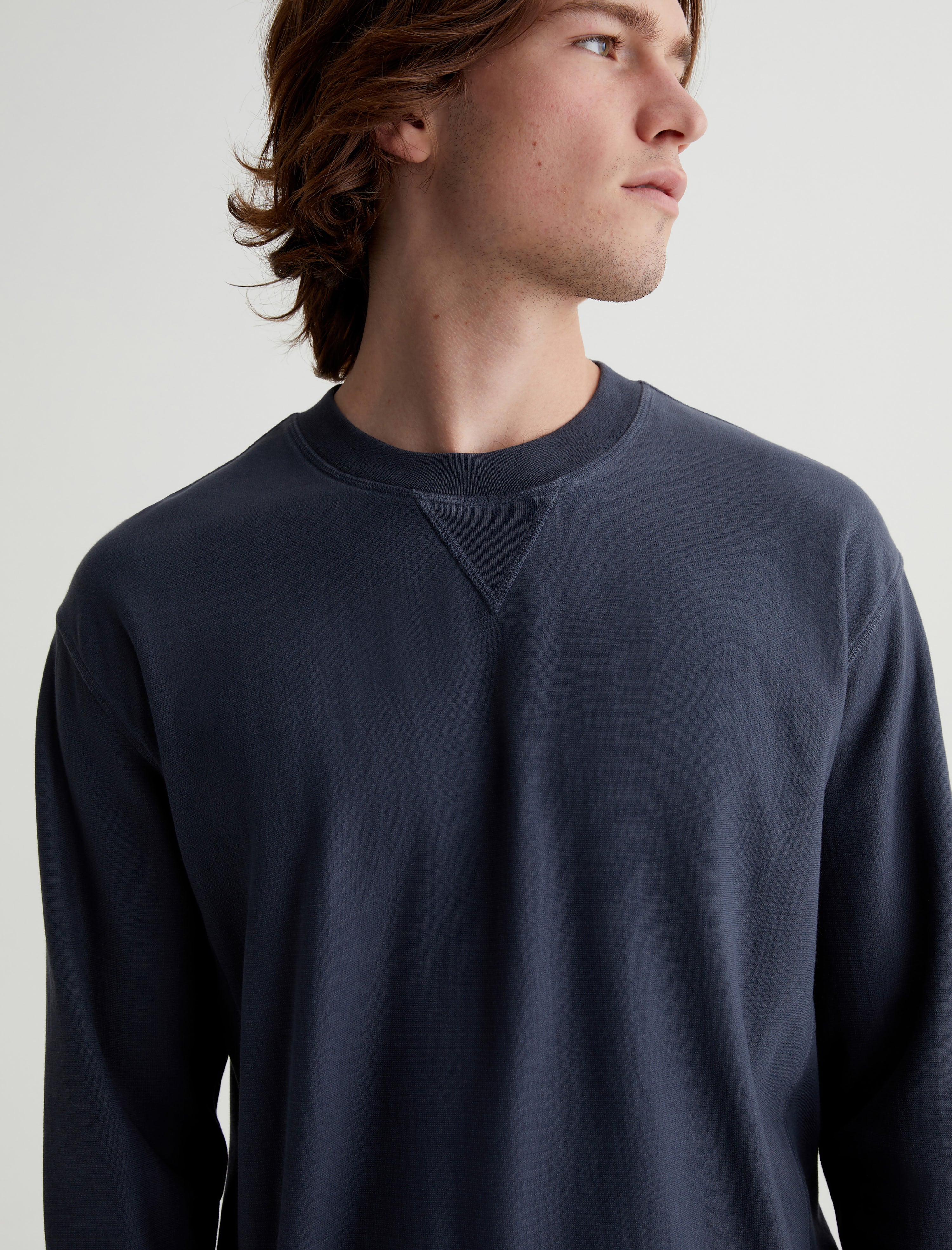 Mens navy outlet blue crewneck sweatshirt