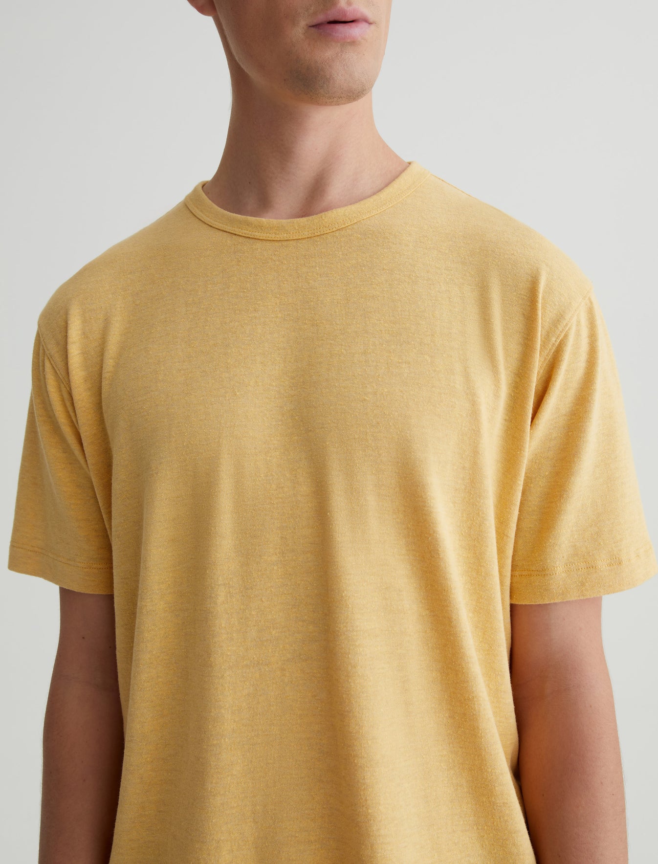 Wesley Crew Gold Coast Relaxed T-Shirt Men Top Photo 3