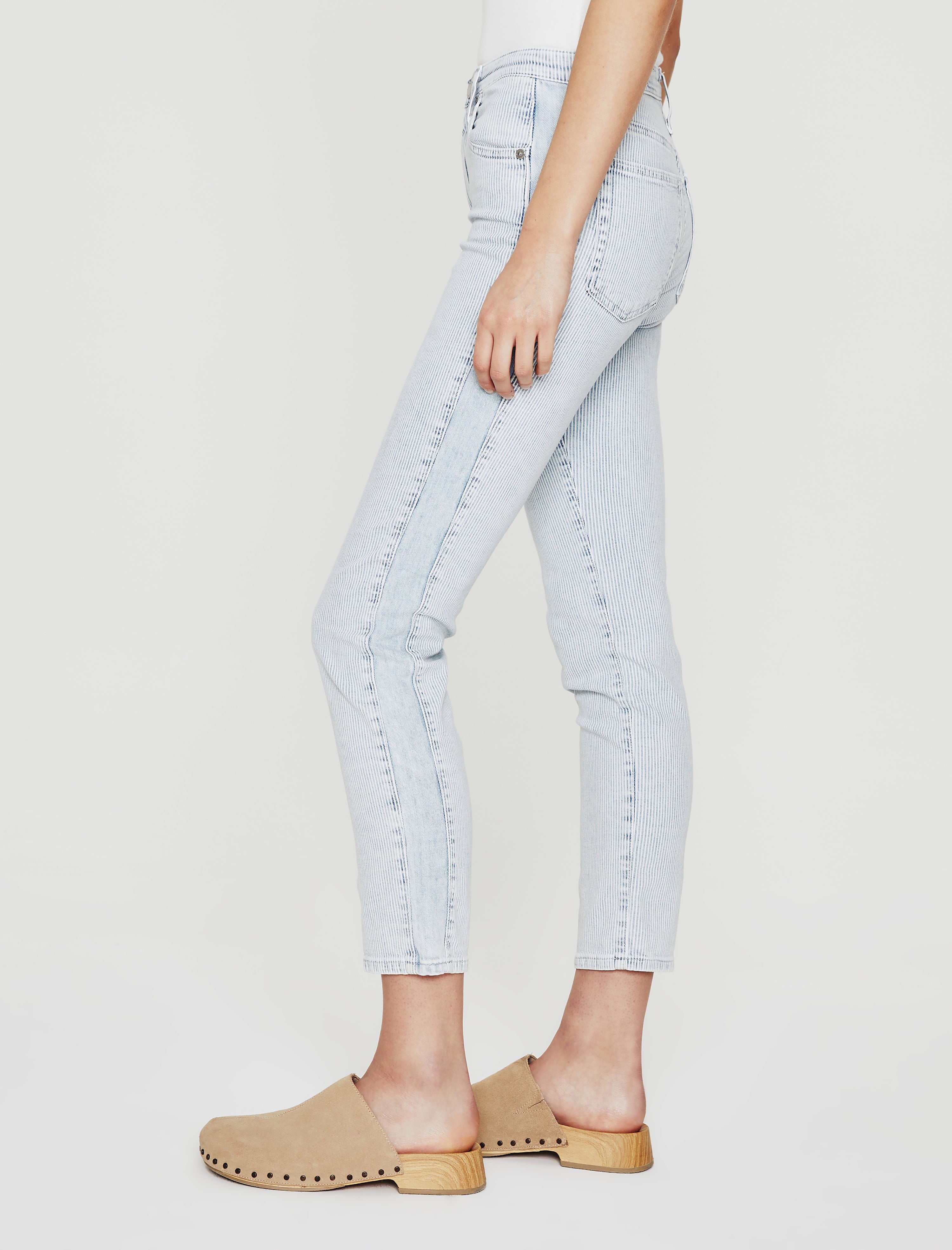 Womens Isabelle Sea Salt at AG Jeans Official Store