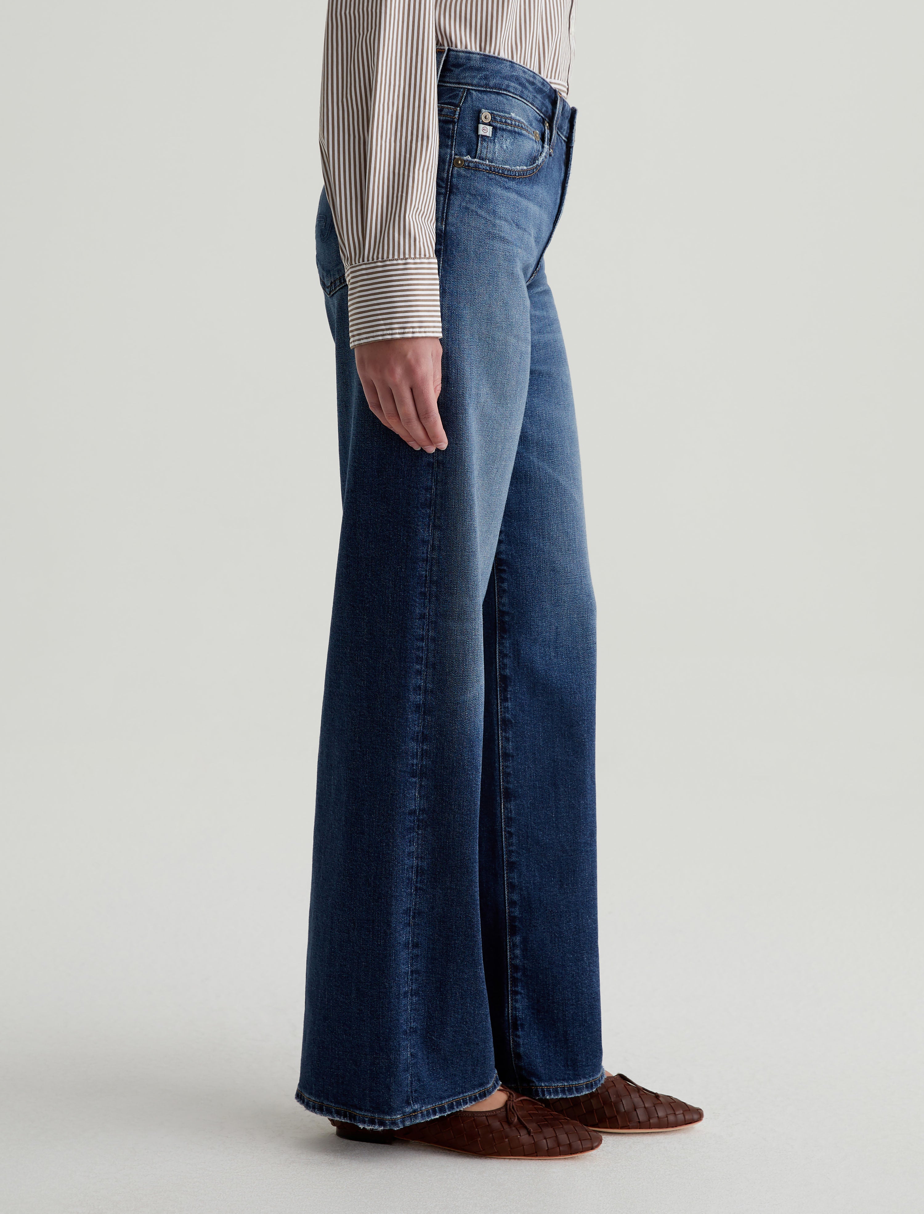 Blank NYC Bell, deals Yeah Low Rise Flare Leg Jean