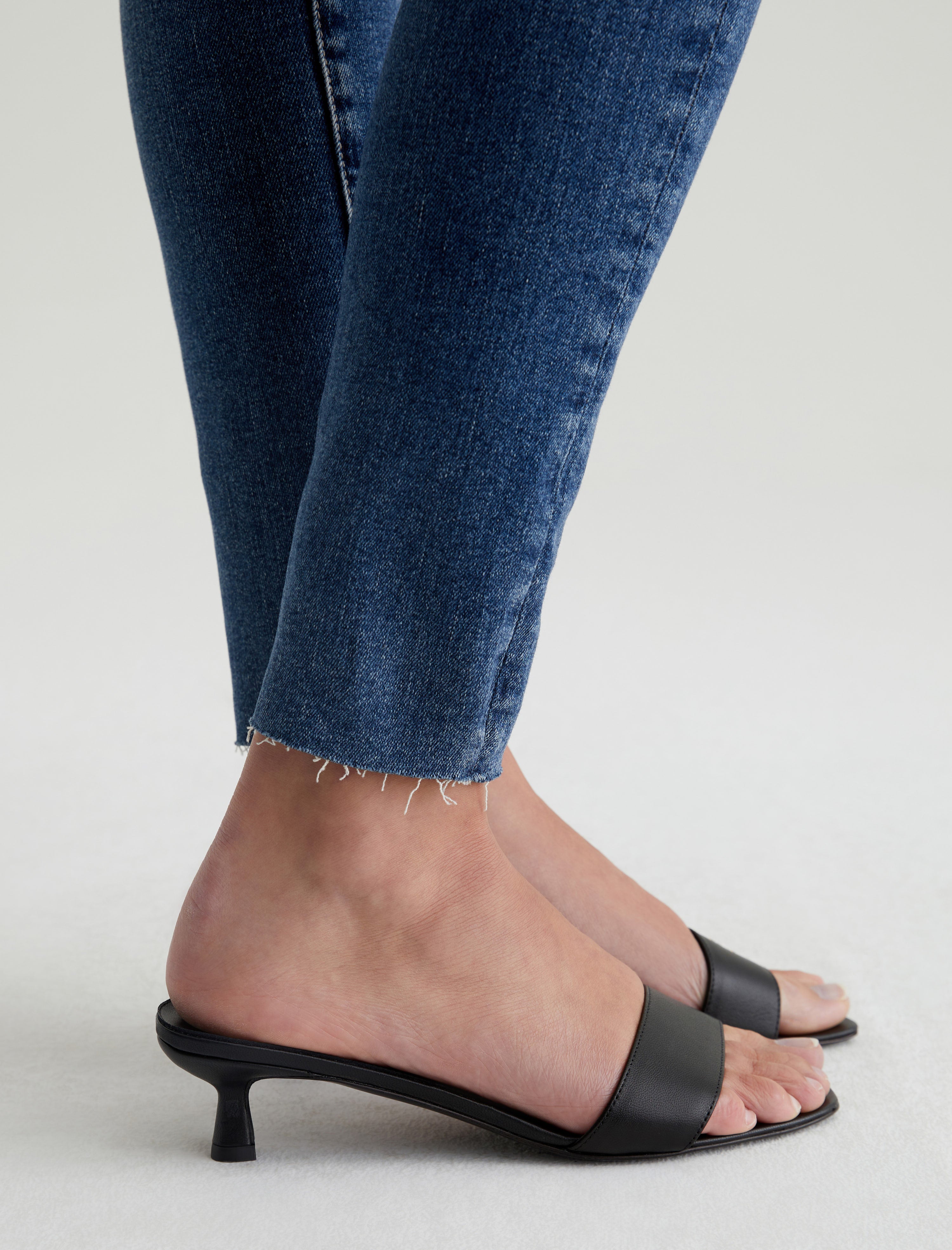 Farrah Skinny Ankle 12 Years Fluid AG-ed Mid-Rise Skinny Ankle Denim Women Bottom Photo 5