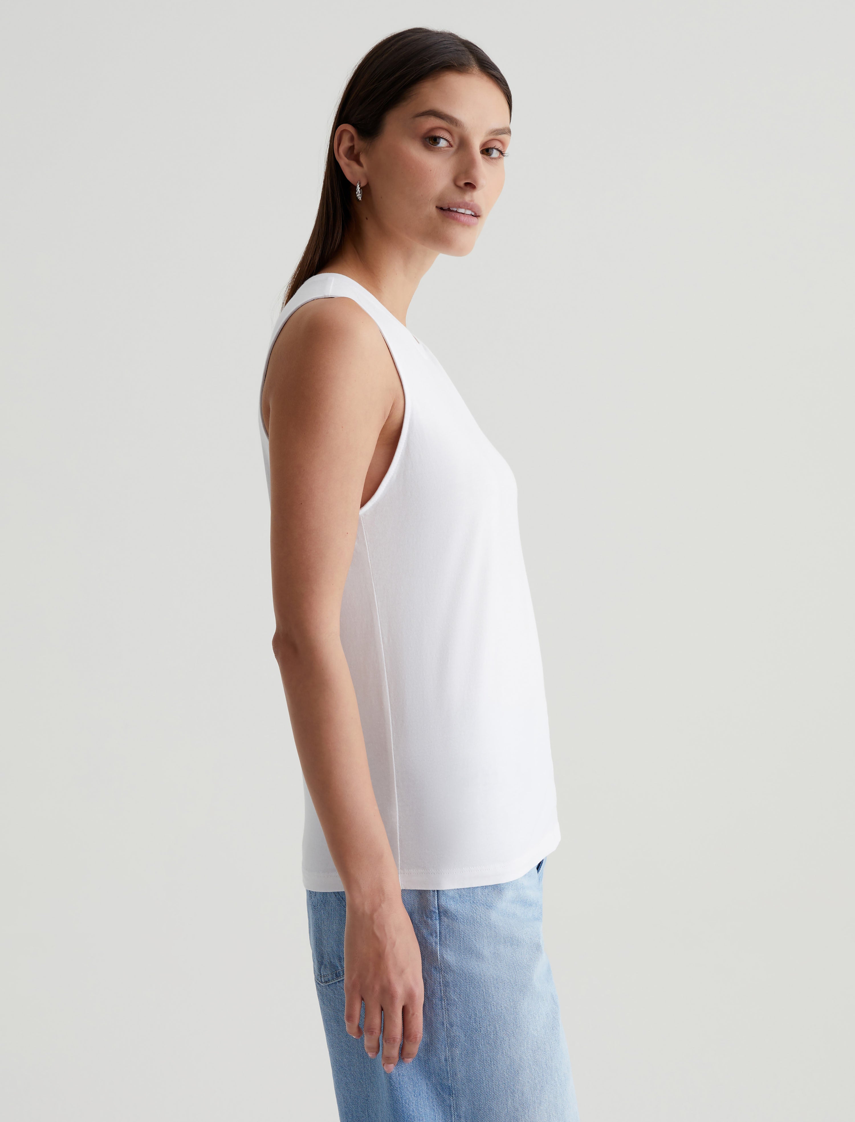 Women Sato Tank True White Photo 5