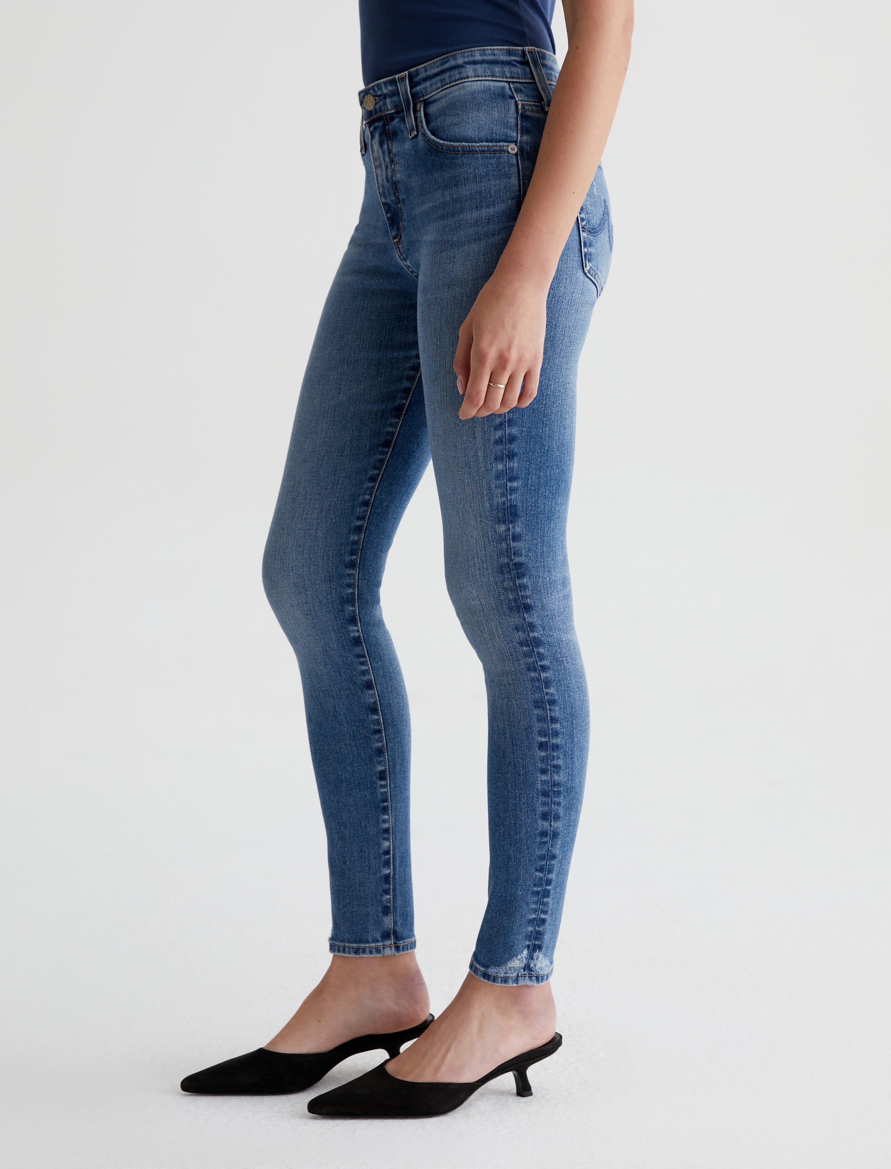 Womens Farrah Skinny Ankle 14 Years Intentional at AG Jeans